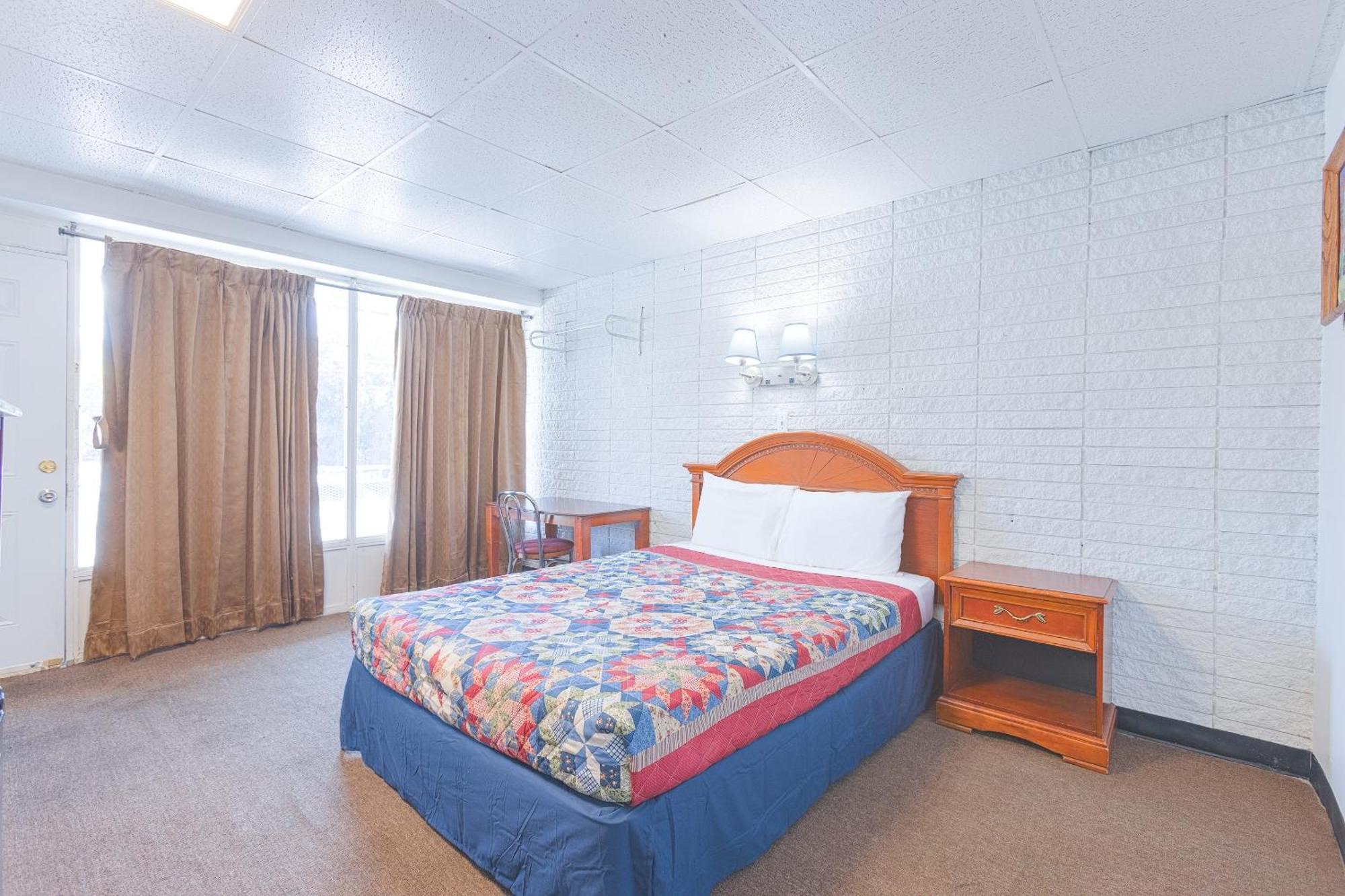 Sonrise Inn Lincoln Hwy By Oyo Breezewood Esterno foto