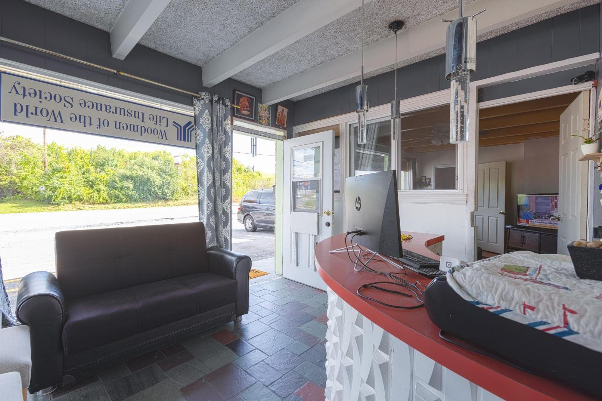 Sonrise Inn Lincoln Hwy By Oyo Breezewood Esterno foto