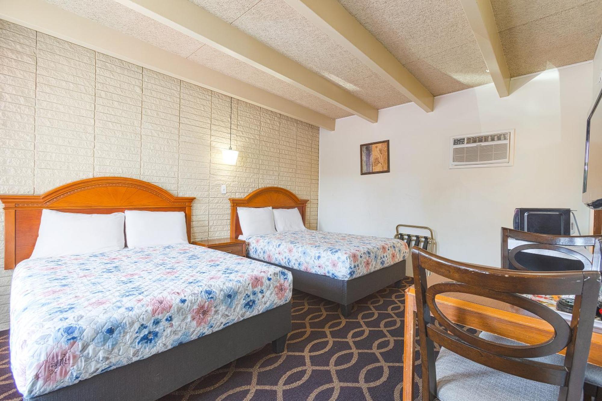 Sonrise Inn Lincoln Hwy By Oyo Breezewood Esterno foto