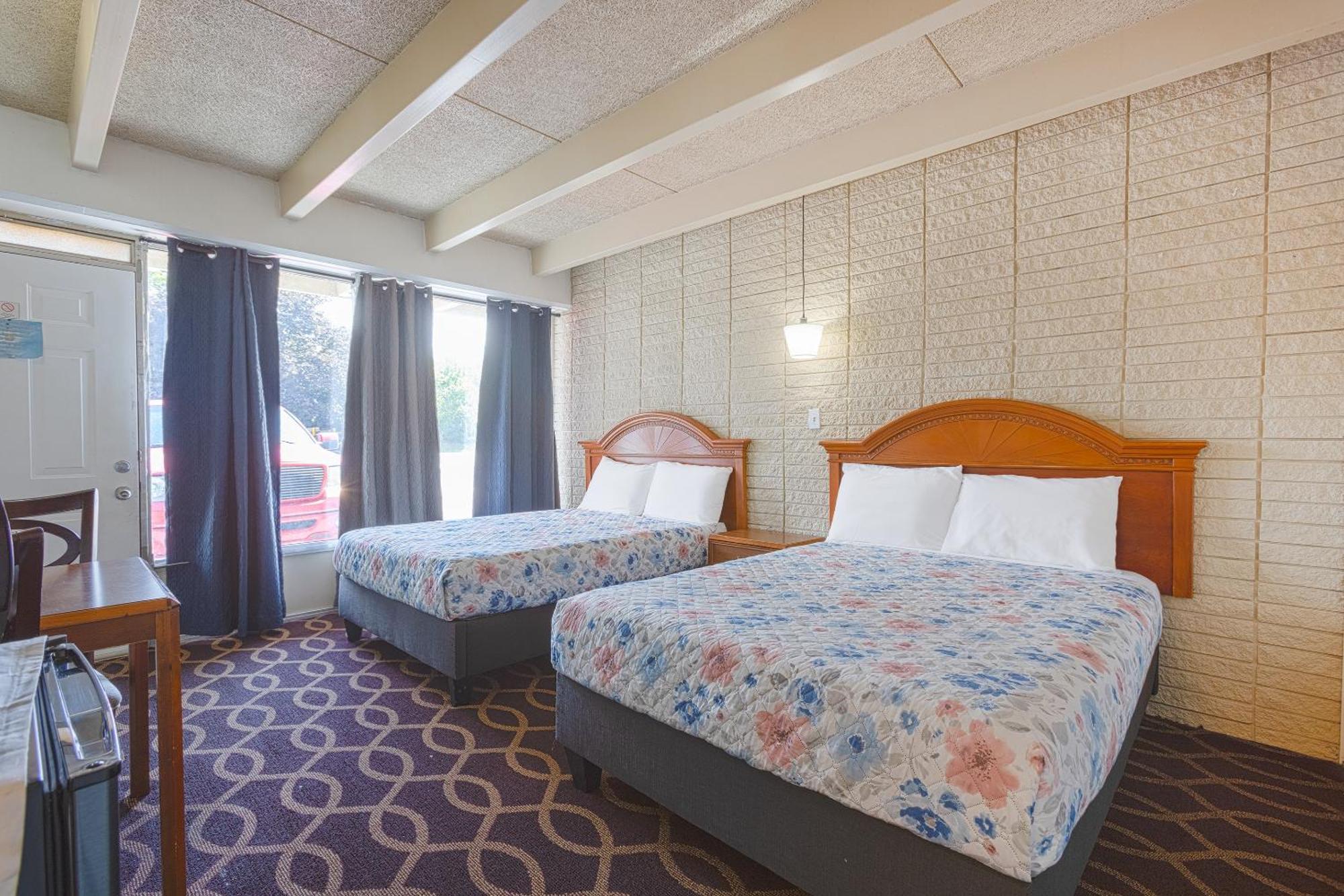 Sonrise Inn Lincoln Hwy By Oyo Breezewood Esterno foto