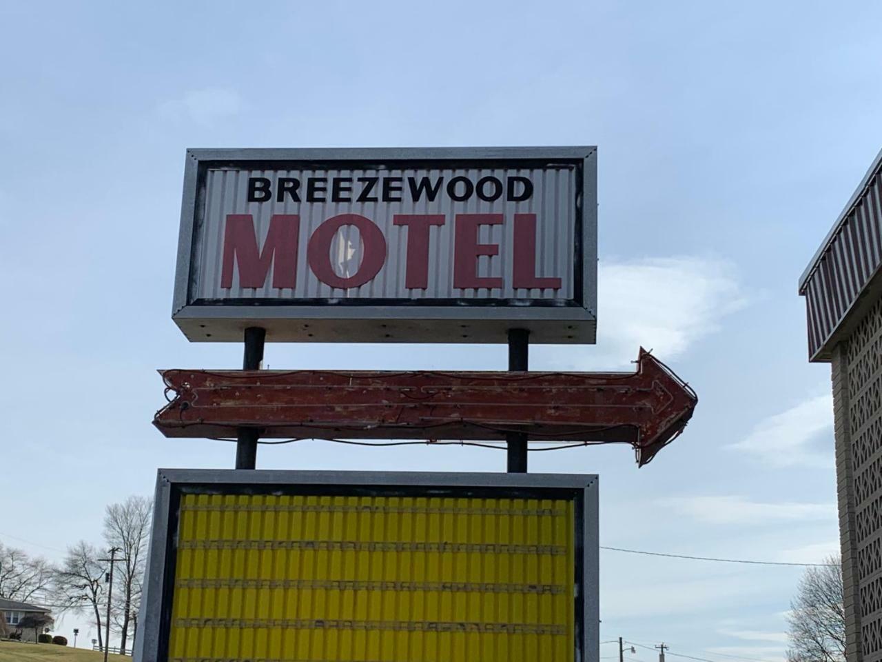 Sonrise Inn Lincoln Hwy By Oyo Breezewood Esterno foto